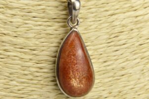 Sunstone plagioclase feldspar silver pendant 2