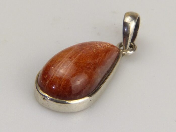 Sunstone plagioclase feldspar silver pendant 8