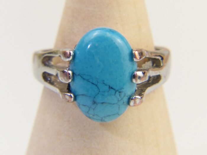 Vintage Howlite Rhodium Silver Ring 2