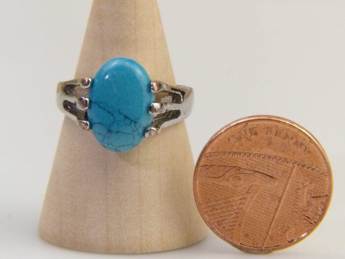 Vintage Howlite Rhodium Silver Ring 5