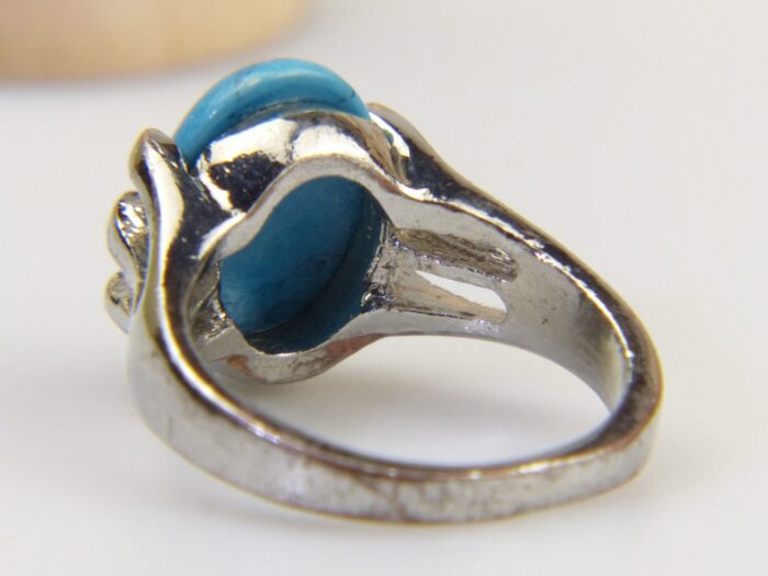 Vintage Howlite Rhodium Silver Ring 6