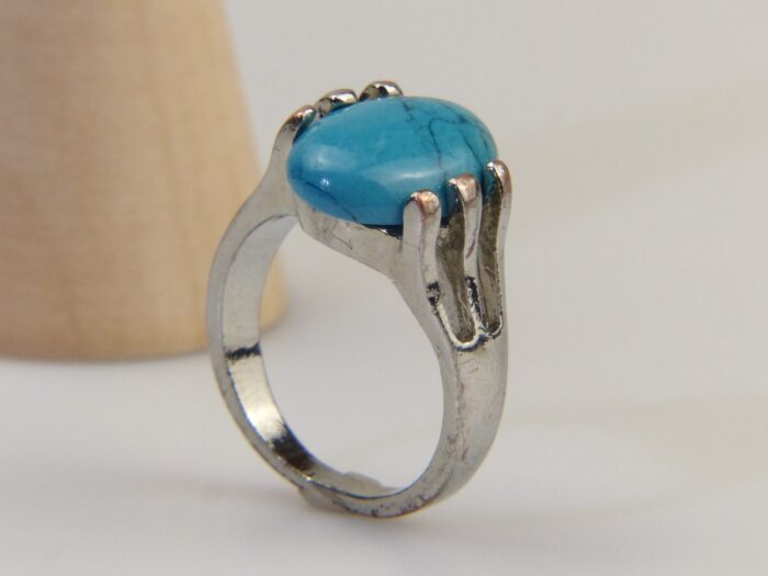 Vintage Howlite Rhodium Silver Ring 7
