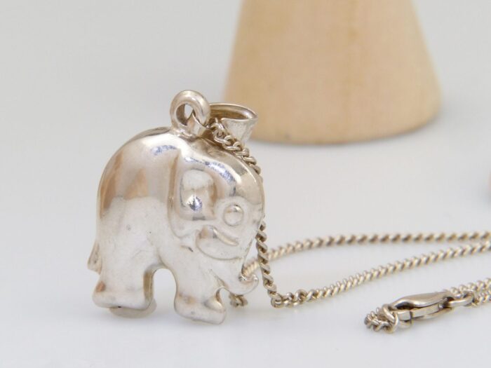 Silver Elephant Pendant Necklace 7 Silver Elephant Pendant Necklace 7