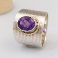 Vintage modernist wide Amethyst SIlver Ring 11