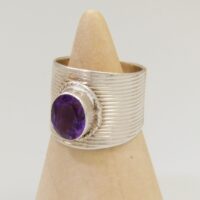 Vintage modernist wide Amethyst Silver Ring 2