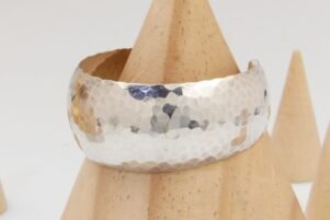 Vintage silver hammered cuff bangle thick chunky 3