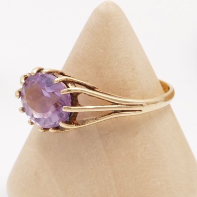 Vintage Violet Kunzite Ring in 9ct Gold – Modernist Designer Hallmarked 1971