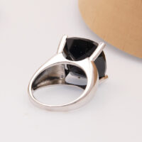 Vintage Black Stone Onyx Cocktail Silver Ring 7