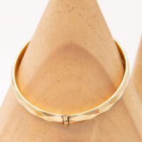 Vintage Gold Bangle Rolled Diamnod Cut Hallmarked 3