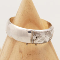 Vintage Wide Silver Hinged Bangle Leaf Hallmark 1968 6