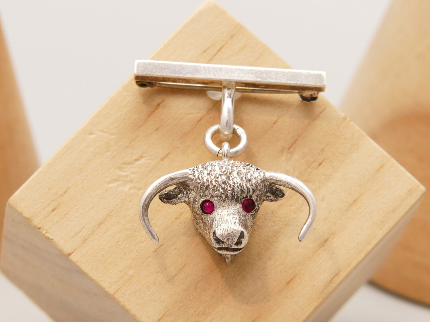 Art Deco Silver Bull Brooch + Ruby Eyes Hallmark London 1935 8