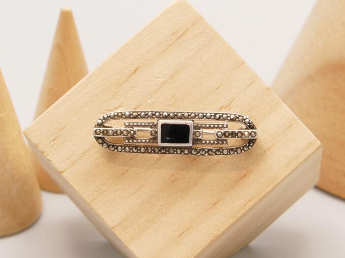 Art Deco Jet Onyx Marcasite Silver Brooch 1