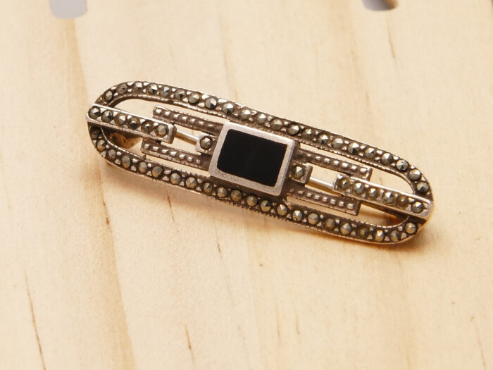 Art Deco Jet Onyx Marcasite Silver Brooch 8