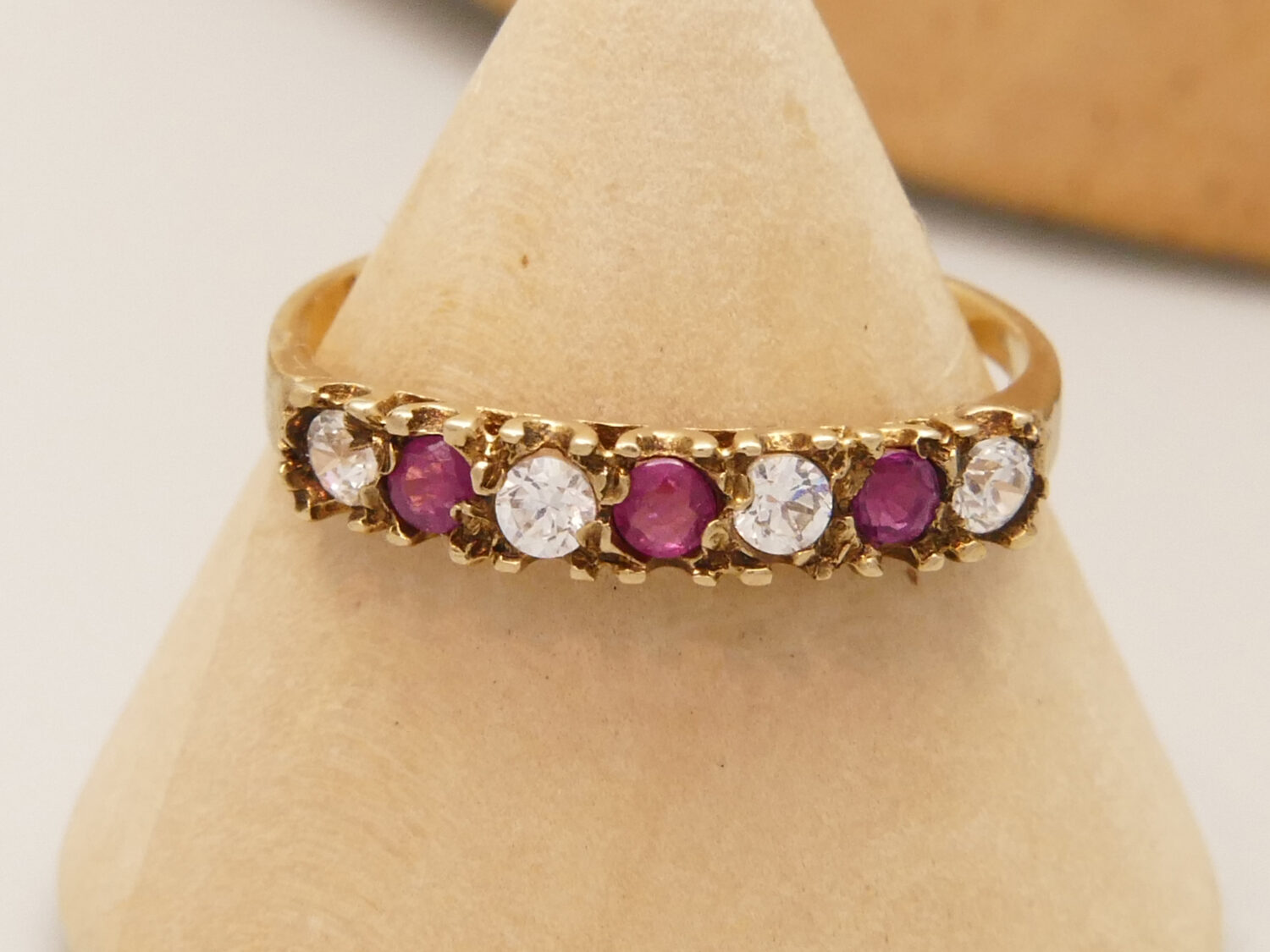 Ruby Diamond 9ct Gold Band Ring Hallmark 1991 1