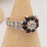 Vintage Blue Sapphire & Diamond Silver Ring 1980 - Daisy Cluster 7