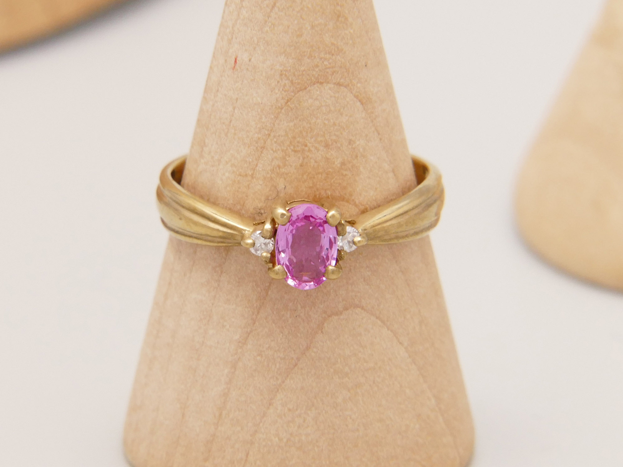 Vintage Pink Sapphire Diamond Ring in 9ct Yellow Gold 1