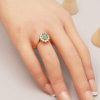 antique gold ring natural emerald gree gem stone diamond