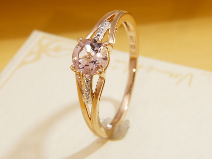 Romantic 1ct Morganite Solitaire Ring in 9ct Rose Gold Hallmarked 2008 4 Romantic 1ct Morganite Solitaire Ring in 9ct Rose Gold Hallmarked 2008 4