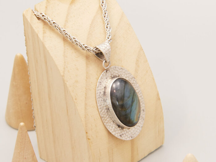 Vintage Labradorite Pendant Necklace in Heavy Sterling Silver + Silver Rope Chain 4
