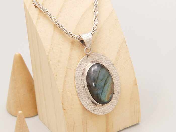 Vintage Labradorite Pendant Necklace in Heavy Sterling Silver + Silver Rope Chain 5