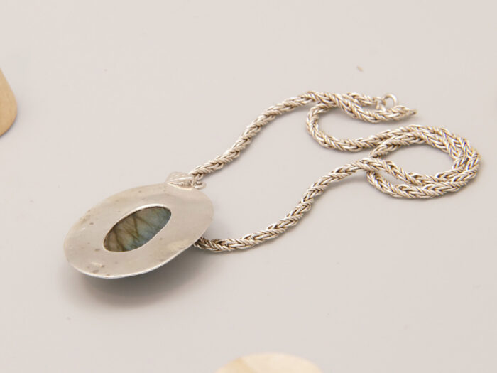 Vintage Labradorite Pendant Necklace in Heavy Sterling Silver + Silver Rope Chain 7