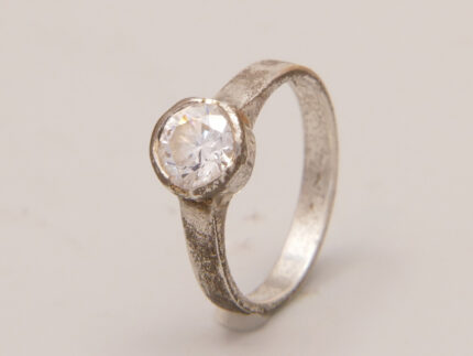 Vintage Zircon Solitaire Ring in Sterling Silver Thailand 1