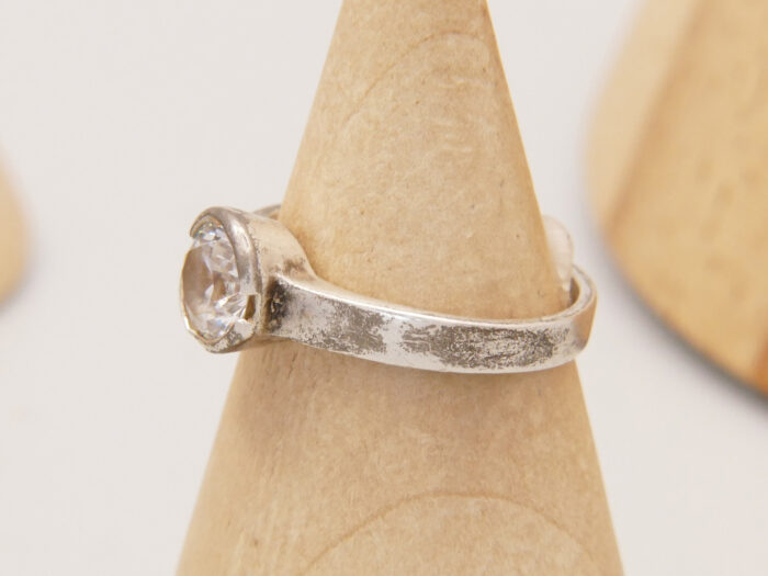 Vintage Zircon Solitaire Ring in Sterling Silver Thailand 7