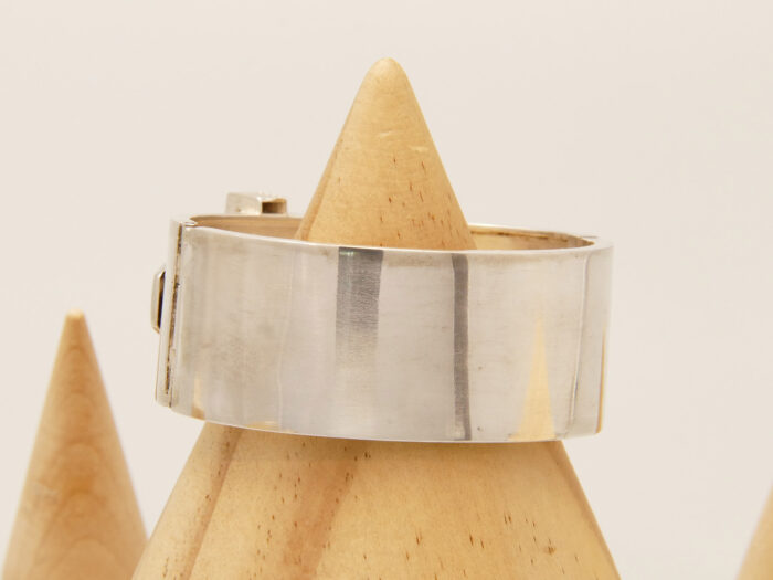 Victorian Belt Buckle Bangle Silver 5