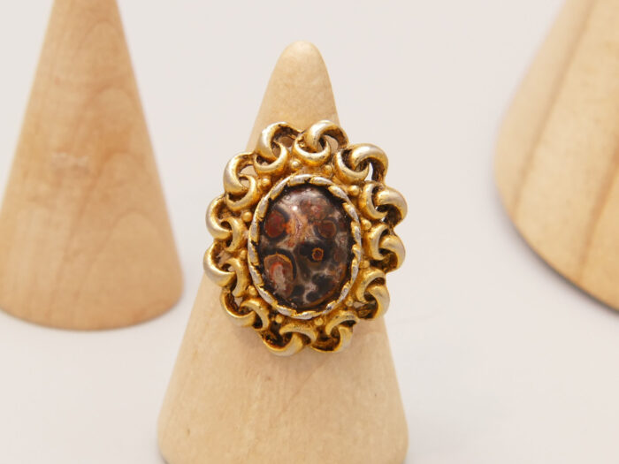 Antique Georgian Leopard Jasper Agate Filigree Ring in Gold Gilt 1