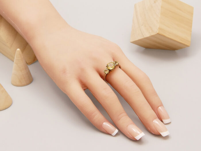 Vintage Peridot Trilogy Ring in Sterling Silver 10