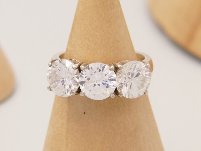 Sterling Silver Cubic Zirconia 3 Stone Travel Ring 1