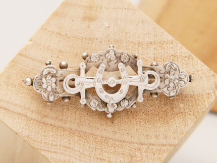 Victorian Good Luck Brooch Horseshoe Flowers Sydenham Brothers 1890 1