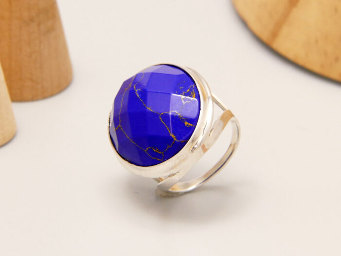 Vintage Large Oval Lapis Lazuli Statement Ring in Sterling Silver 9