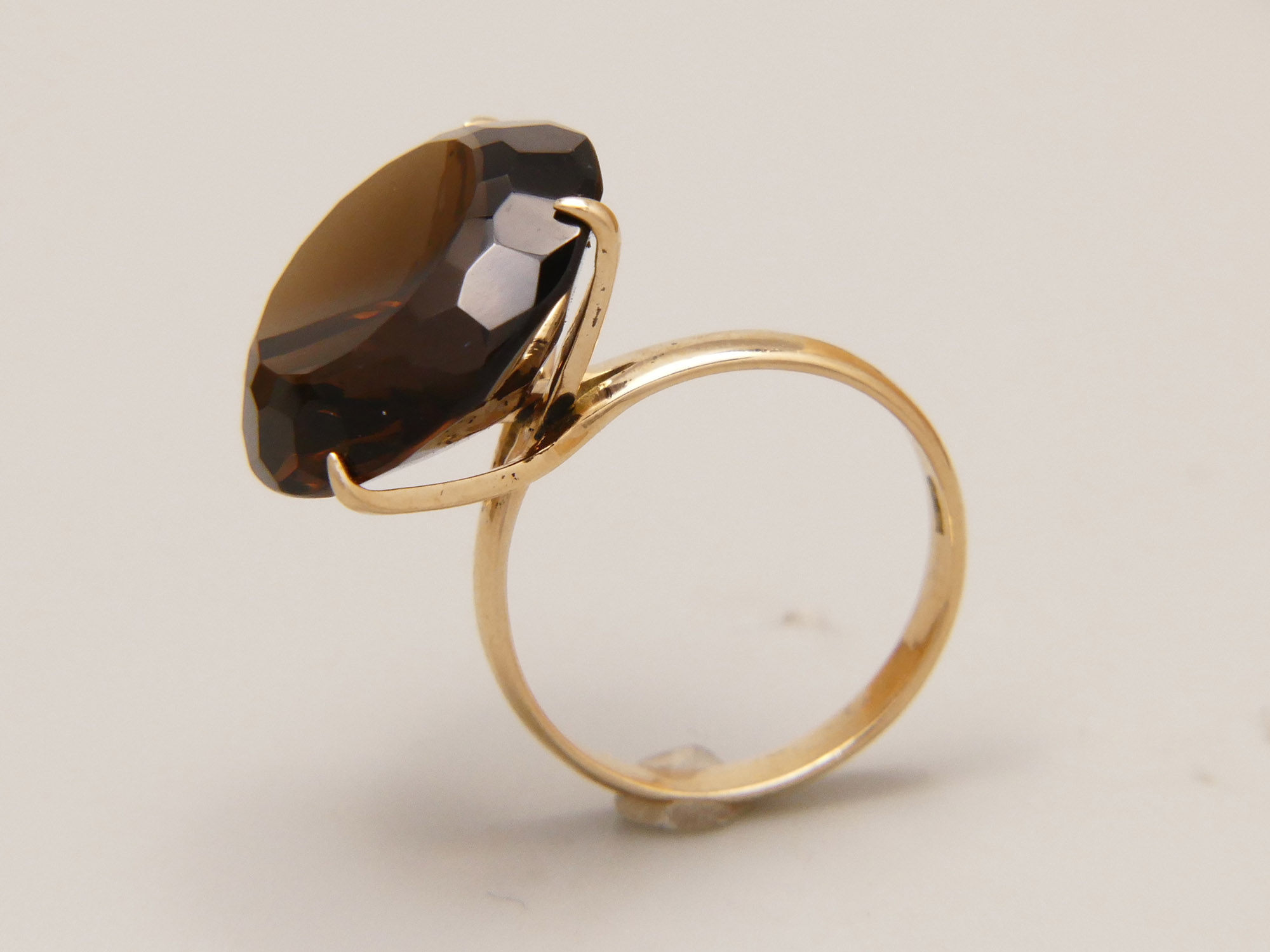 Vintage Smoky Quartz 14ct Yellow Gold Cocktail Ring 12