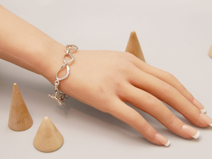 Vintage Sterling Silver Figure of Eight Fancy Link Chain Bracelet 1980s 1