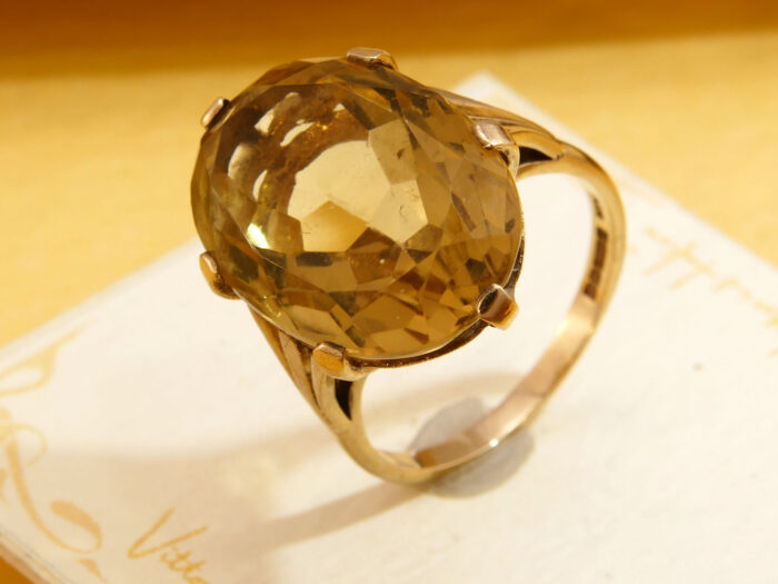 Citrine Cocktail Ring in 9ct 9K Gold Hallmarked 1964 5 Citrine Cocktail Ring in 9ct 9K Gold Hallmarked 1964 5