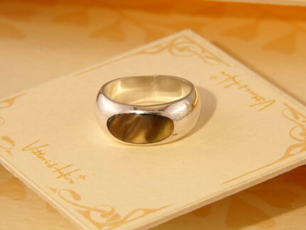 Vintage Domed Thick Silver Band Ring Mother of Pearl Panel 4