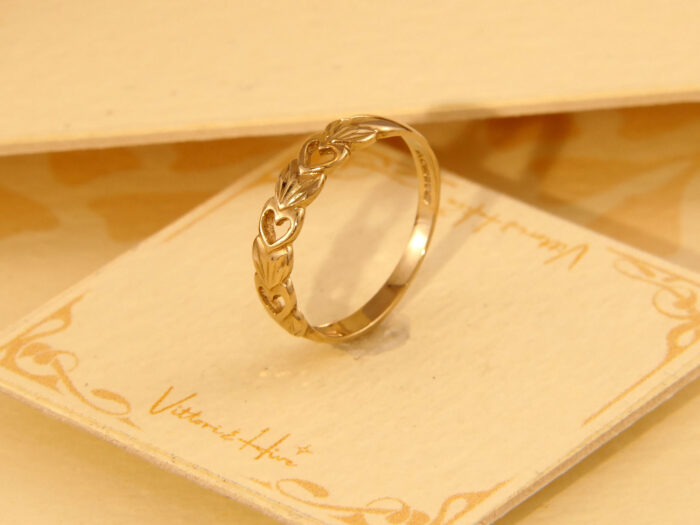Vintage Friendship Band Ring 9ct Solid Gold Hearts Motif 1991 6