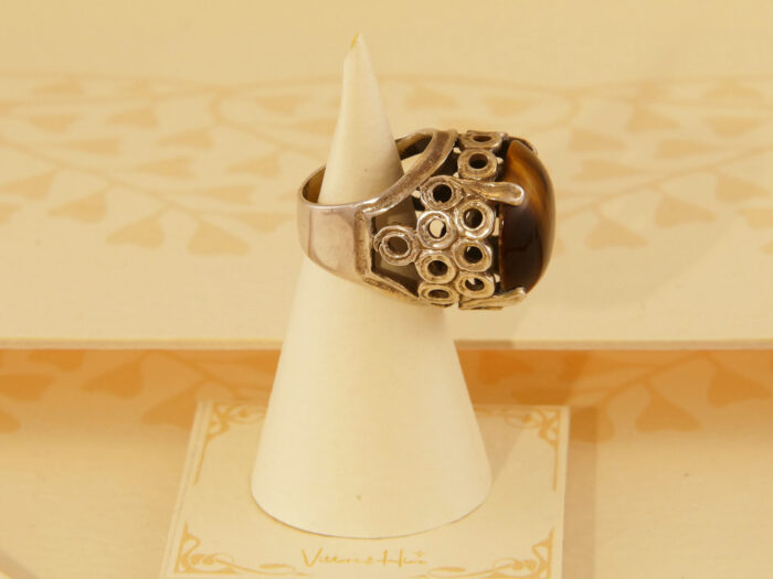 Vintage Modernist Round Tigers Eye Solid Silver Ring Hallmark 1977 8