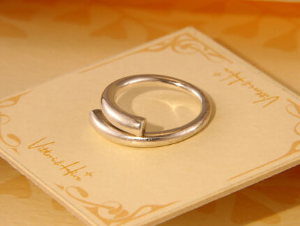 Vintage Modernist Thick Solid 830 Silver Band Ring 1970s 4