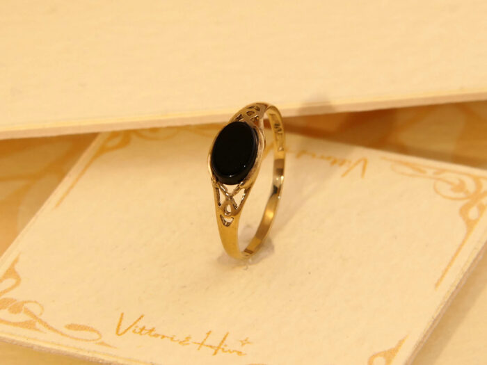 Vintage Oval Black Onyx Celtic Design Yellow Gold Ring Hallmark 1991 6