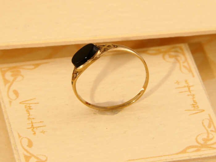 Vintage Oval Black Onyx Celtic Design Yellow Gold Ring Hallmark 1991 7