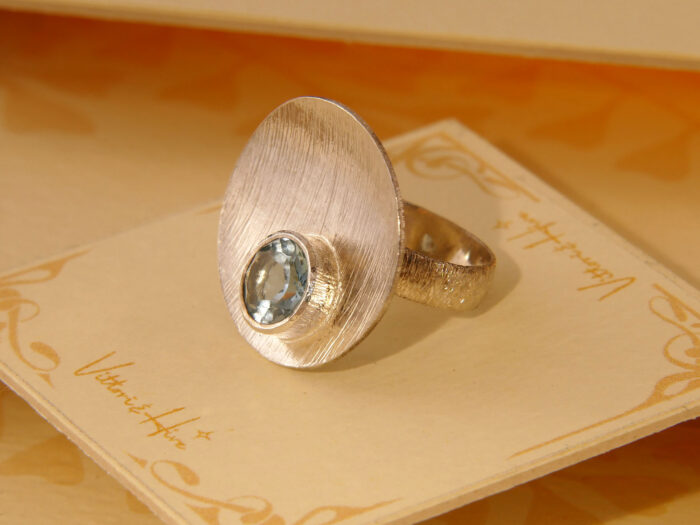 Vintage Retro Blue Topaz Brushed Silver Ring 1960s Style 4 Vintage Retro Blue Topaz Brushed Silver Ring 1960s Style 4