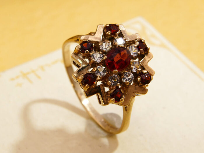 Vintage Garnet Sapphire Snowflake Cluster Yellow Gold Ring 1969 7