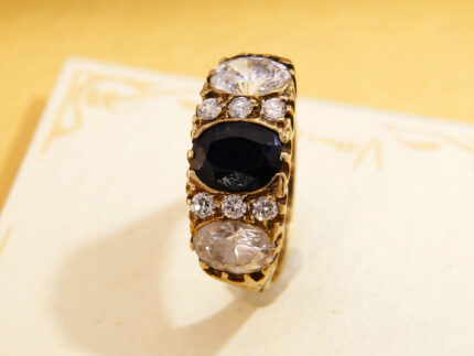 Vintage Large Blue Sapphire Ring 9K Yellow Gold London 1970 4