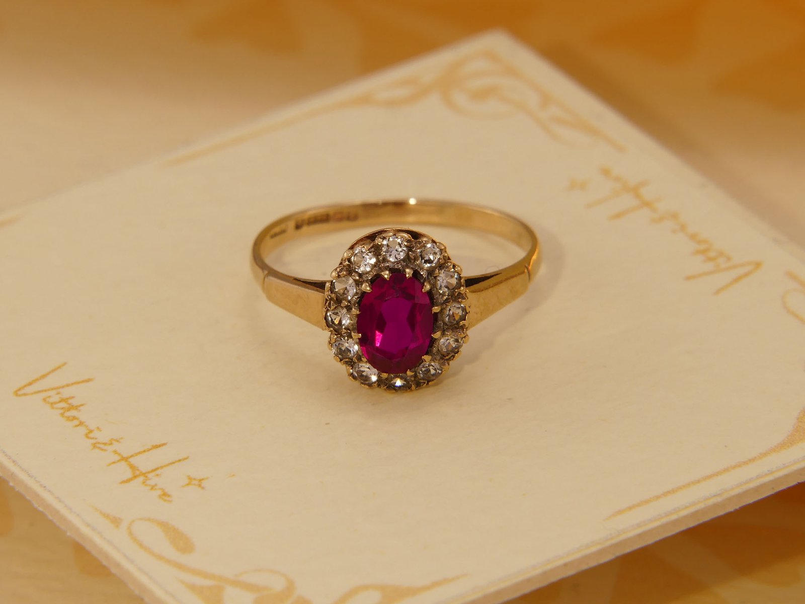 Vintage Red & Clear Spinel Halo Ring in 9ct 9K Yellow Gold 1965 6