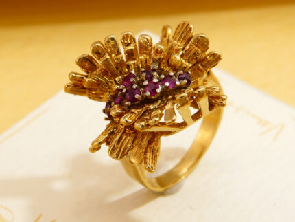 Modernist Ruby Cluster 18K Yellow Gold Cocktail Ring London 1960s 5