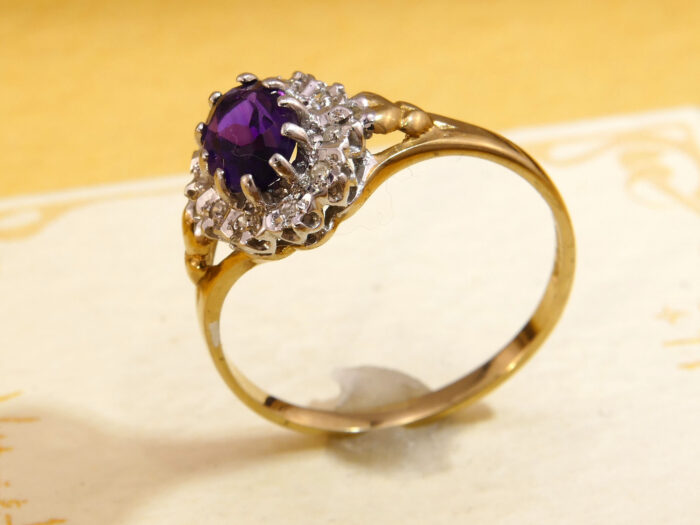 Oval Amethyst Diamond Halo Ring Yellow 9K Gold 1986 3