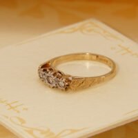 Vintage Diamond Trilogy 3 Stone Yellow Gold Ring 1977 England 1