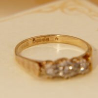 Vintage Diamond Trilogy 3 Stone Yellow Gold Ring 1977 England 4